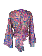 Load image into Gallery viewer, Unatīs bell sleeve top
