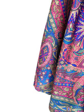 Load image into Gallery viewer, Unatīs bell sleeve top
