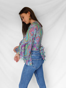 Tīs bell sleeve top
