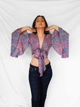 Load image into Gallery viewer, Unatīs bell sleeve top
