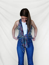 Load image into Gallery viewer, Tirēpana vest
